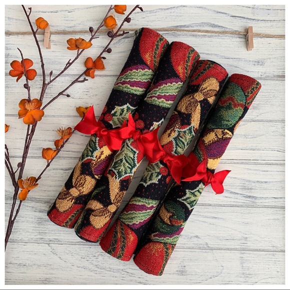 Holiday Place Mats/Table Runner/Throw Pillow Cover - Picture 2 of 11